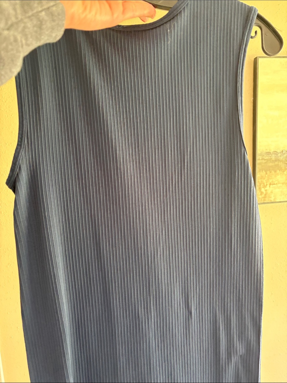 ZYIA Deep Navy Ribbed Tank - Picture 4 of 4